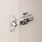 Armadio Minimalista Bianco 3 Ante da 178 cm con Asta Appendini, Ripiani Multi-Strato e Ante con Chiusura Ammortizzata