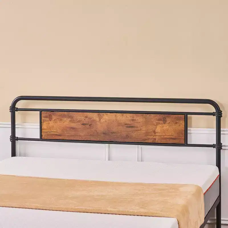 Base letto a piattaforma Full/Queen in metallo con testiera effetto legno, doghe in acciaio resistente, nessun materasso a molle richiesto, marrone