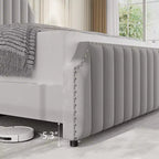 Letto a piattaforma Queen Size con testiera da 127,5 cm, letto Queen con testiera e pediera imbottite in velluto, finiture borchiate, grigio